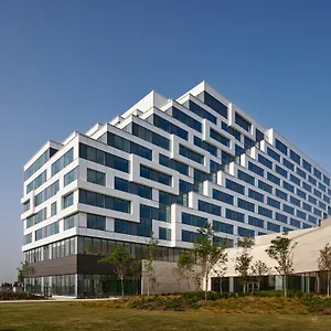 4* Station touristique Great Canadian Casino